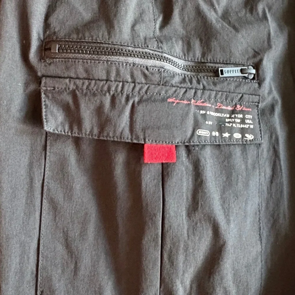 Supply & Demand Cargo Joggers Kids Large Black Excellent Streetwear Techwear